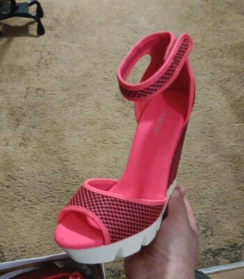 Salmon pink Female shoes US6.5/UK36.5