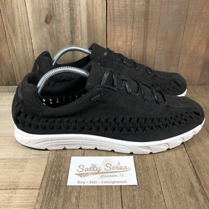 nike mayfly woven black