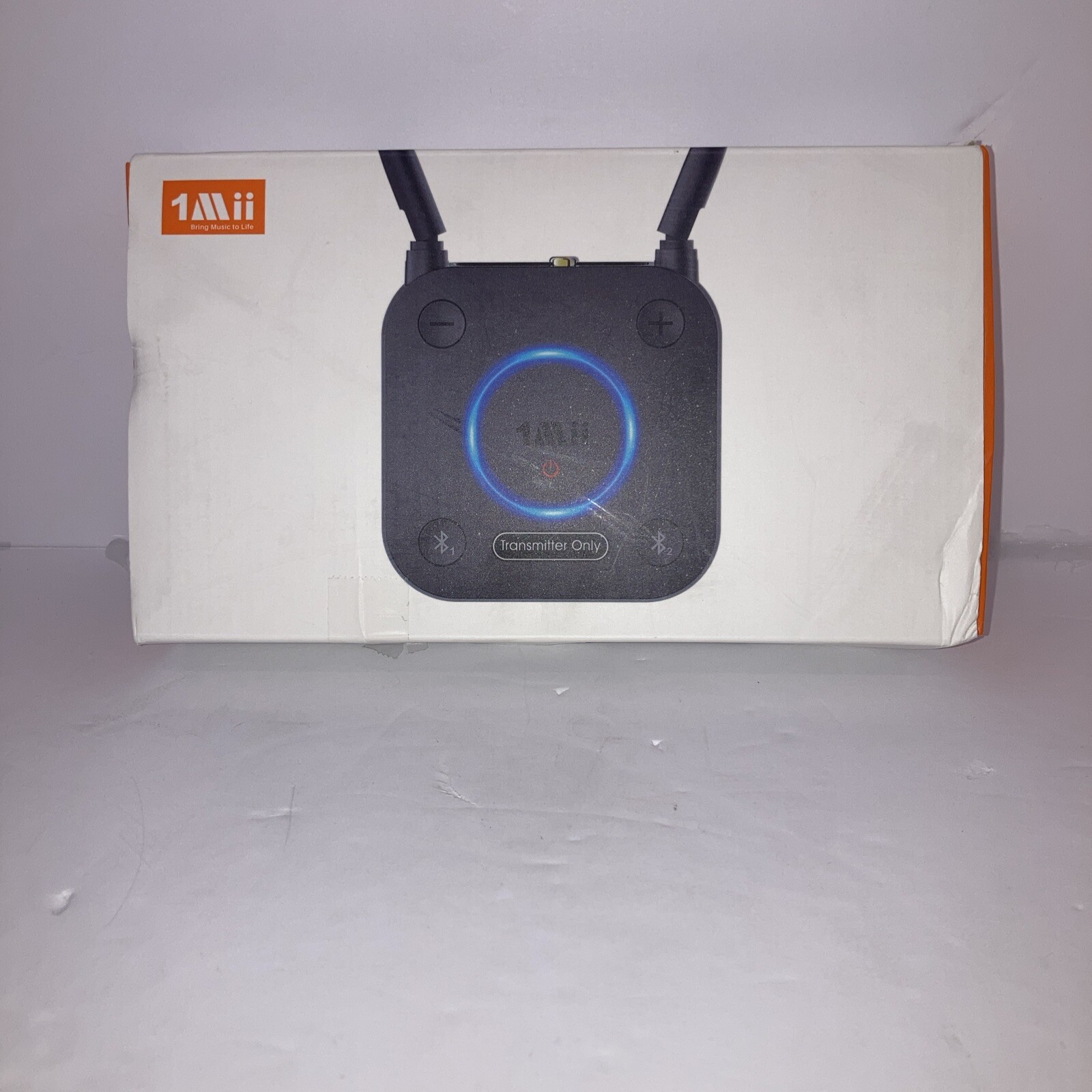 1Mii B06TX Bluetooth 5.2 Transmitter for TV PC Projector Long-Range Wireless Audio Streaming Device