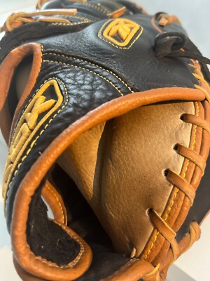 日本未発売！リーボック VR6000 PRO 硬式投手用グローブ Reebok VR6000 Pro Series VRPNT1350 Baseball Glove Mitt 13.5