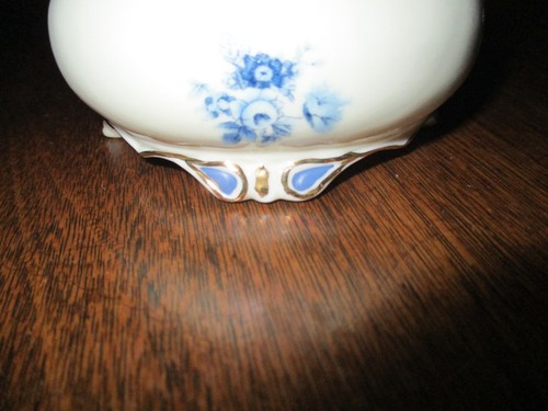 DE COLECCIÓN PORCELANA PORCELANA BLANCA CUBIERTA JOYERÍA PLATO-AZUL FLORES/DECORACIÓN-ADORNO DORADO DE ALTA CALIDAD - Imagen 9 de 12