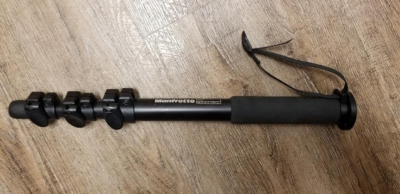 Manfrotto 680B Monopod for Camera Camcorder | Large | Flip Lock