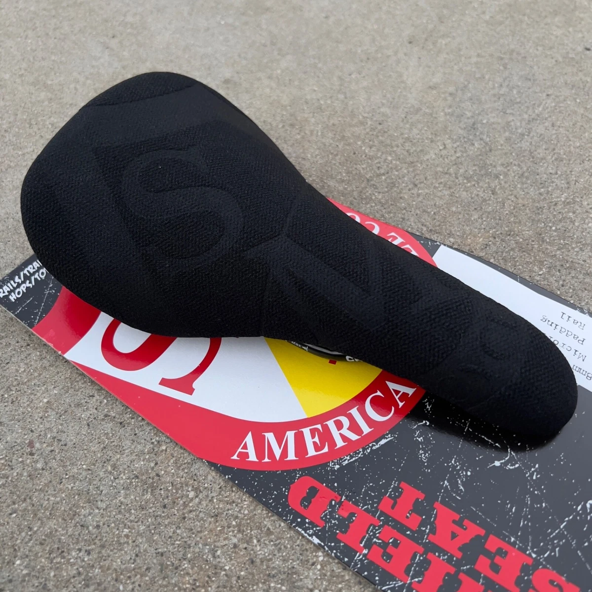 S&m top railed seat