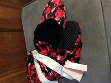 New Victoria Secret Flowered slippers with bag L NWT
