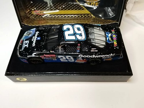 Kevin Harvick 29 2002 Monte Carlo Elite GM Goodwrench/E.T. 1:24 Scale New In Box - Picture 5 of 11