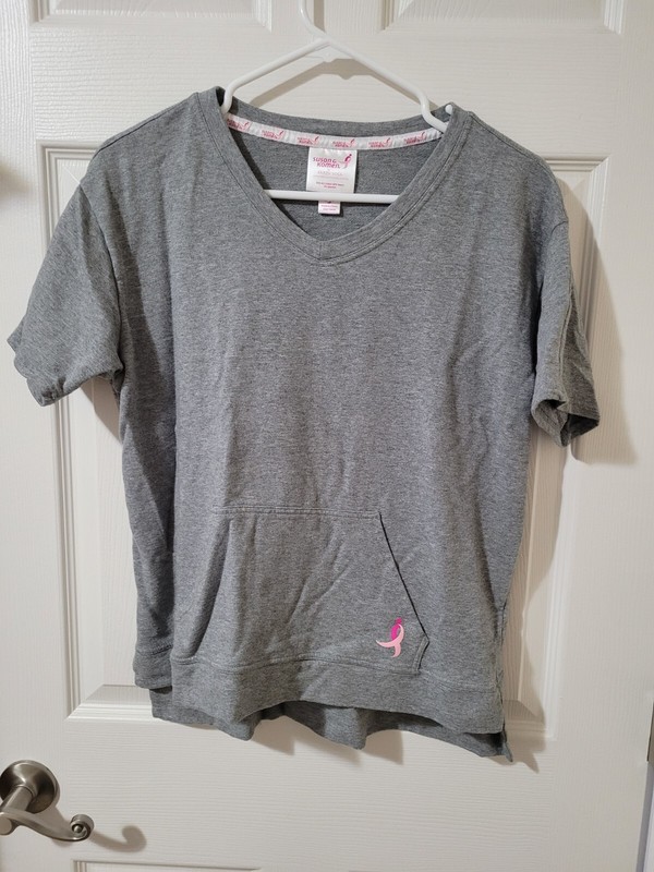 ladies size small light weight short sleeve sweat shirt