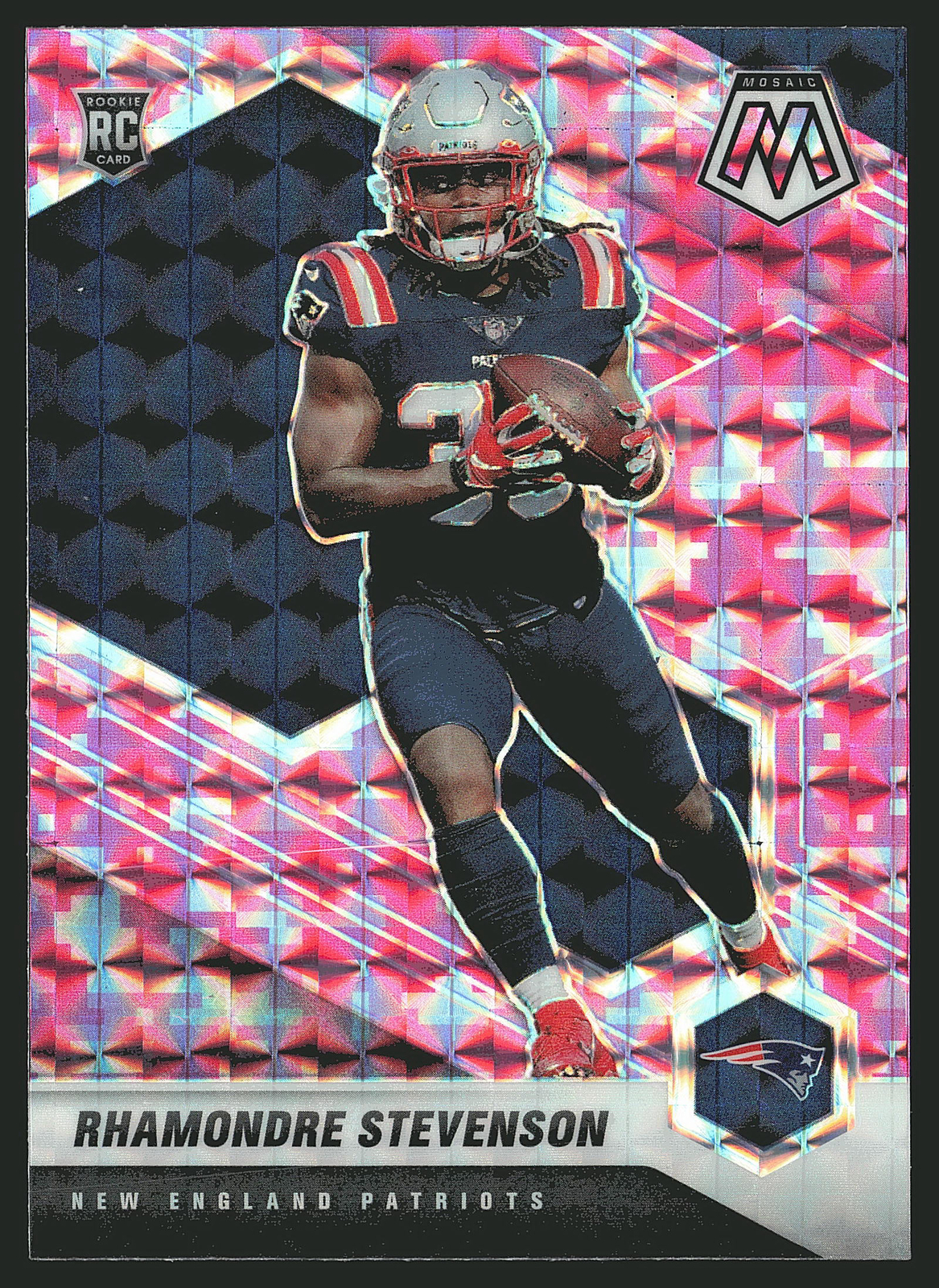 2021 Panini Mosaic #337 Rhamondre Stevenson Prizm Camo Pink RC