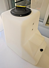 NEW 7 Gal Tank w/ Blue-White Chem-Feed Metering Pump, #T15N302X026V01