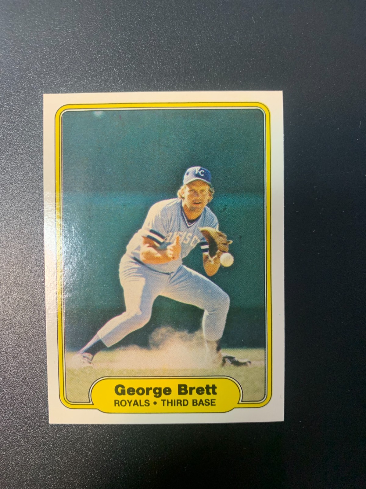 George Brett #405 Baseball Cards 1982 Fleer trading card — raw and PSA graded price guide