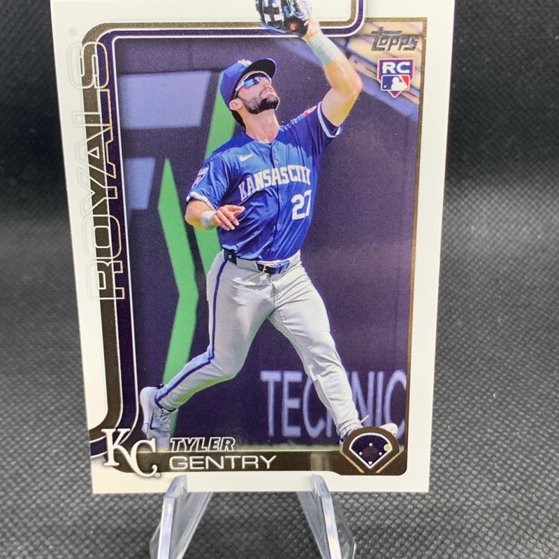 2025 Topps Series 1 - Tyler Gentry #6 (RC)
