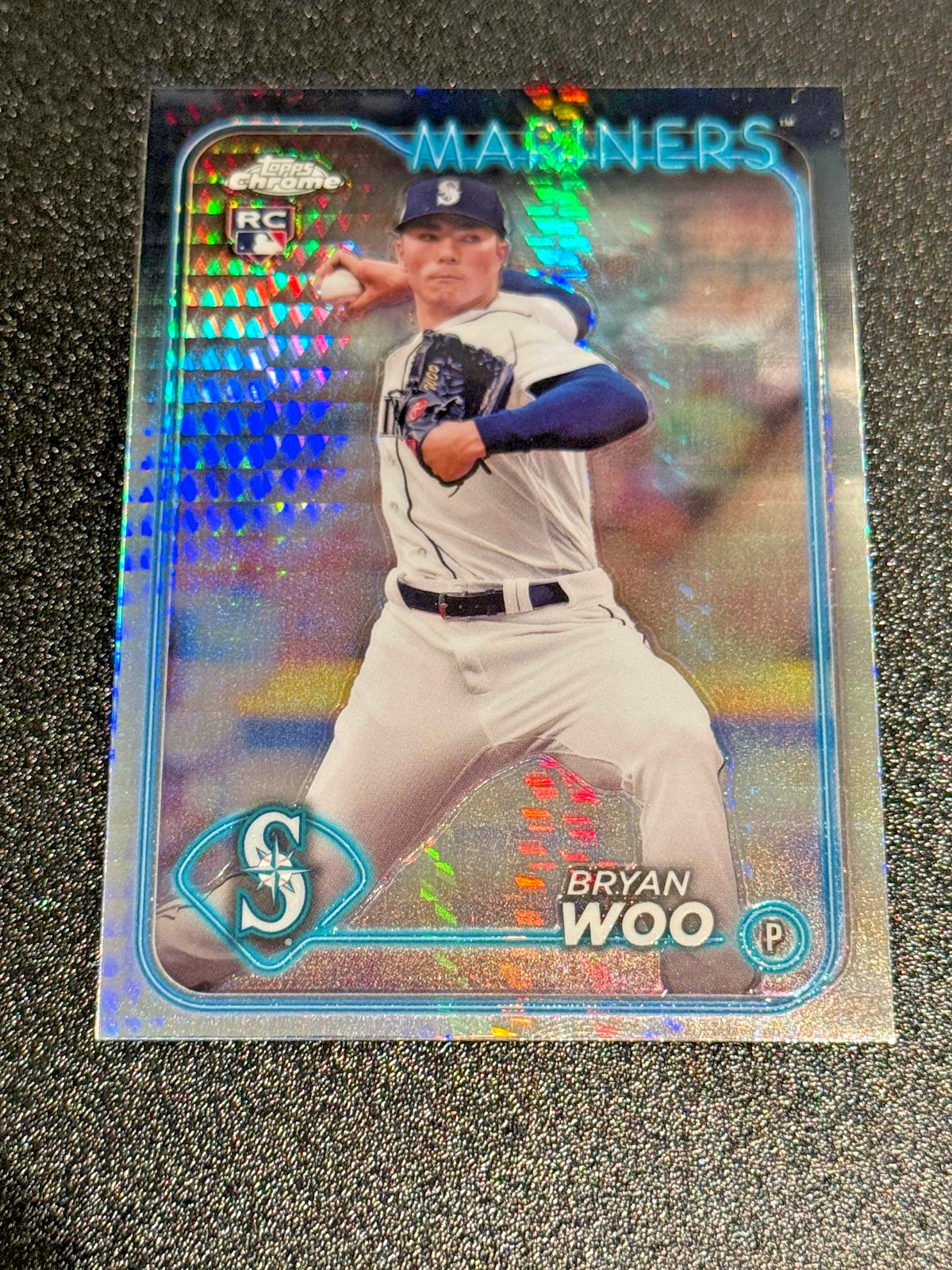 2024 Topps Chrome - Bryan Woo #172 Prism Refractor (RC)