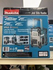 Makita GRMO2 Radio Portable Radio with Bluetooth Speaker