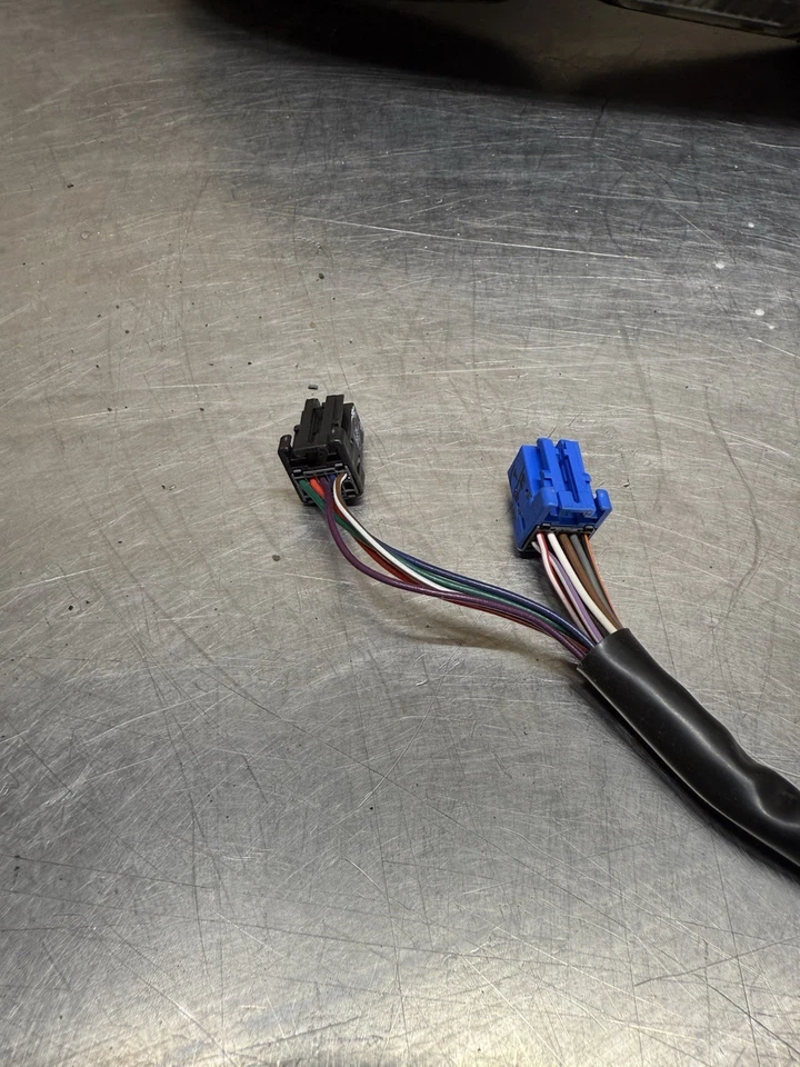 Espejo retrovisor lateral derecho GMC Yukon Denali 2003-2006 pasajero con señal OEM Foto 2 de 4