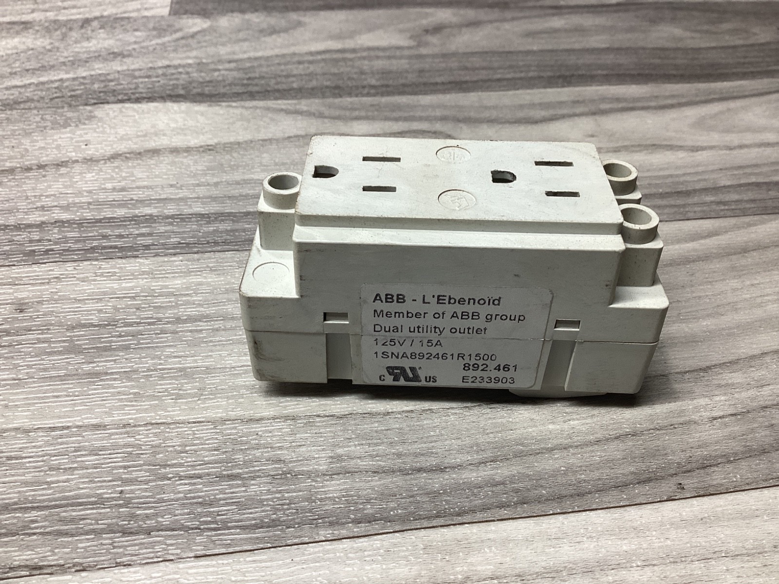 ABB 1SNA892461R1500 Dual Utility Outlet White Rail Mount Receptacle #129N123