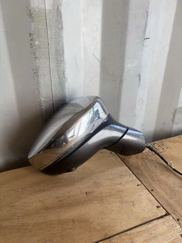 2017 2018 2019 Chrysler Pacifica Mirror Right RH Passenger OEM Chrome Camera