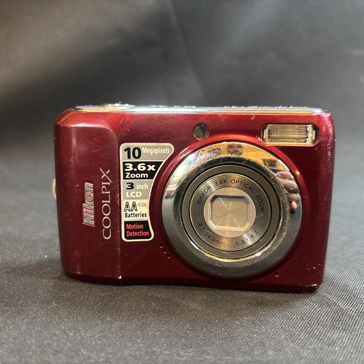 Nikon COOLPIX L20 10MP Digital Camera Works Broken Battery Door