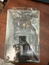 Neca Alien VS Predator Requiem Hybrid 2007 Re...