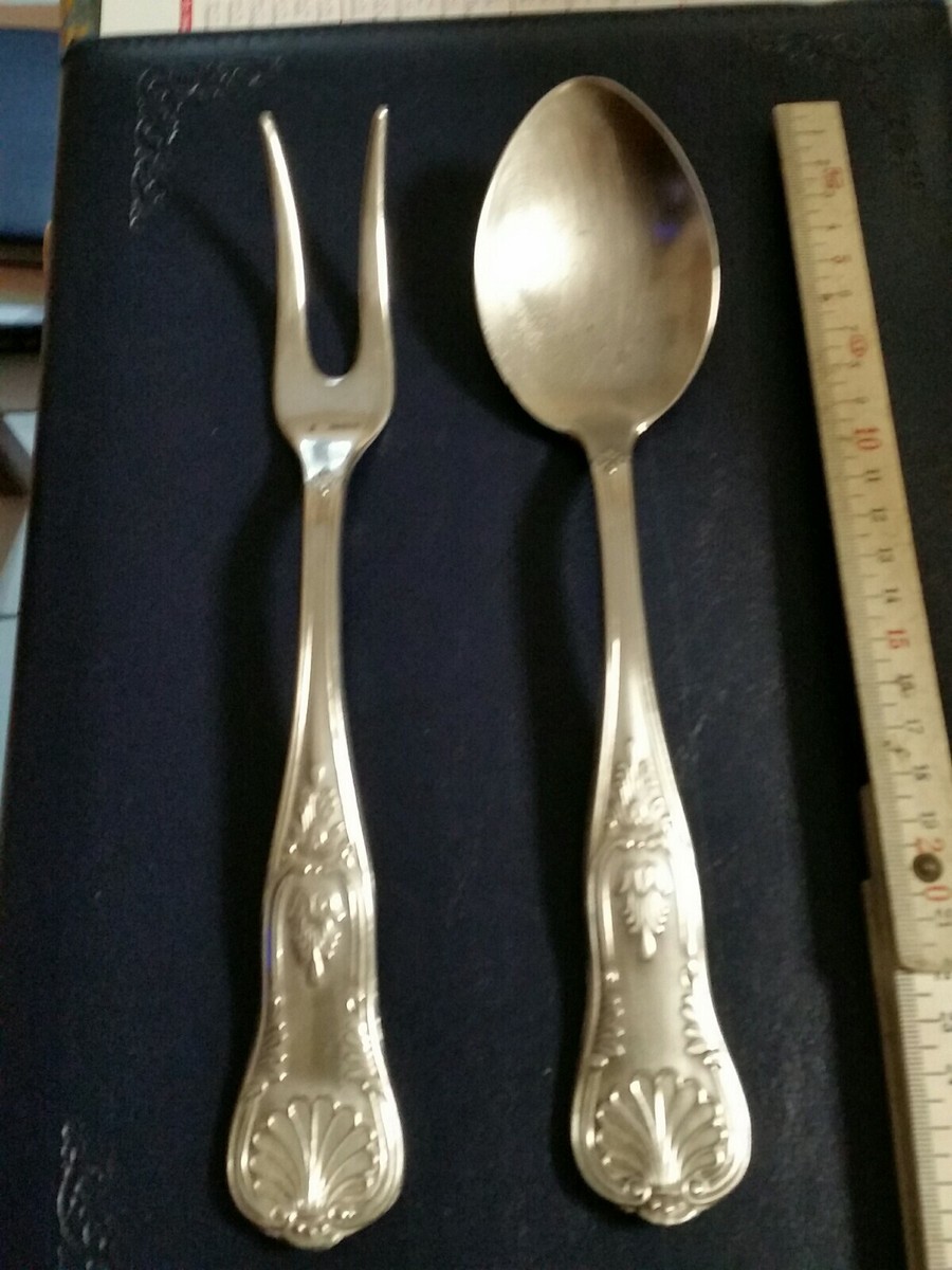 A vendre 6 cuillères et 6 fourchettes en métal argenté voir poinçons sur les photos - Arts de la table