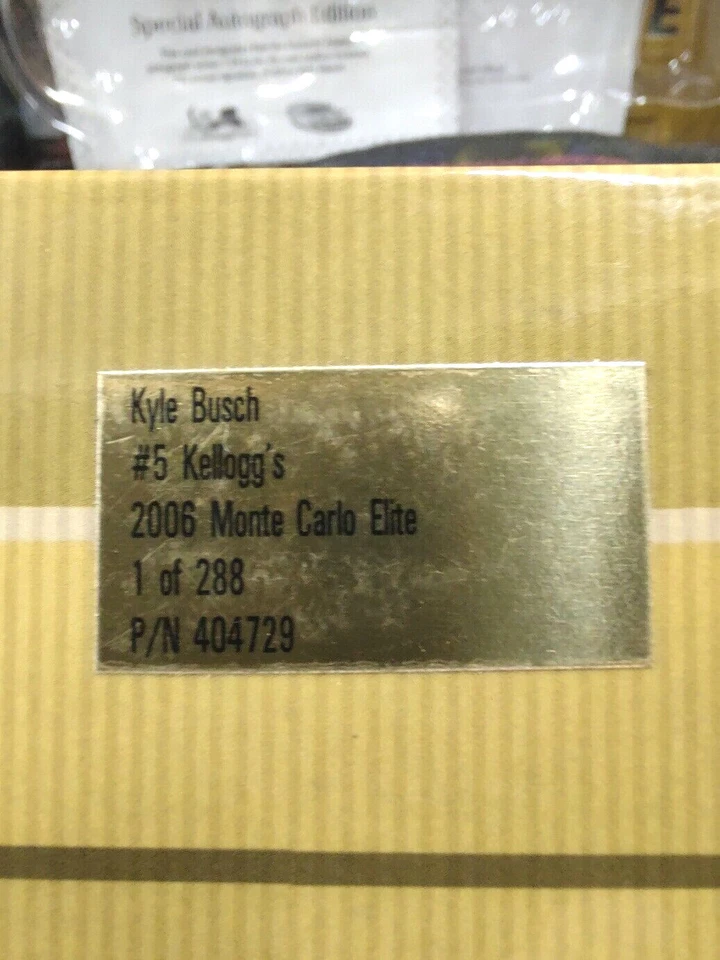 1/24 CHEVROLET #5 2006 KYLE BUSCH AUTOGRAPHED/SIGNED C.O.A. ACTION NASCAR 288PCS - Immagine 3 di 4