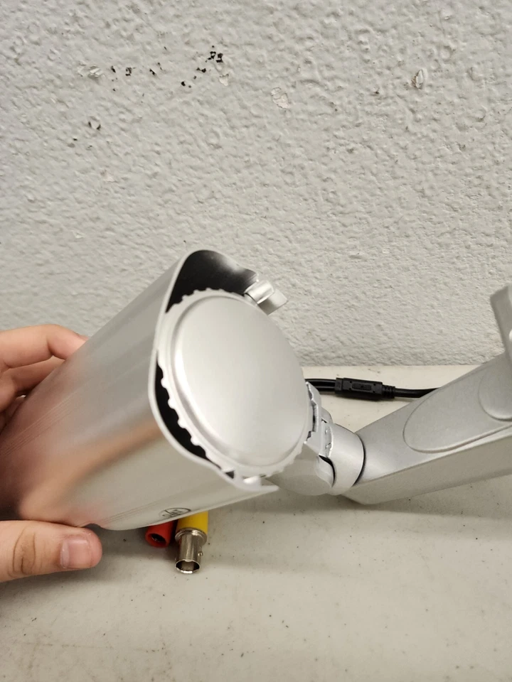 SVAT - 4 个摄像头 - 监控系统型号 11006 DC 12V 300MA。 仅相机。 — 第 4/4 张图片