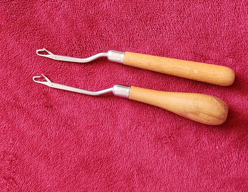 Vintage Latch Hook Rug Tools England Wood - Lot of 2 in Excellent condition