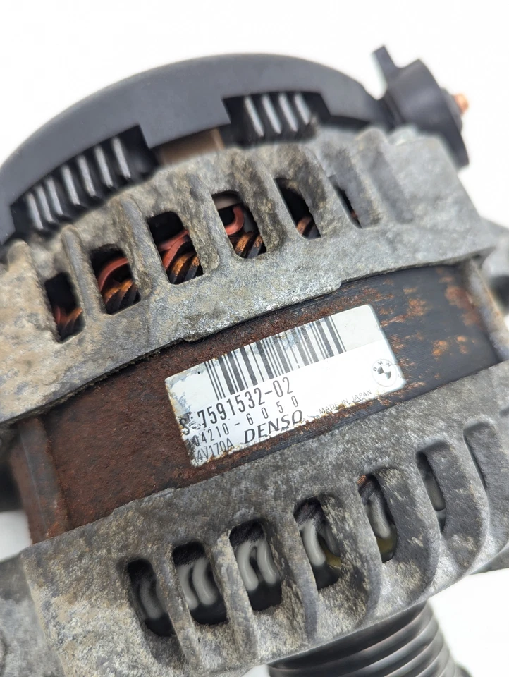 Conjunto de carga generador alternador BMW 335i 2011-2012 OEM 7591532 Foto 4 de 4