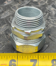  2x Hubbell Straight 1" Liquid Tight Conduit Connector