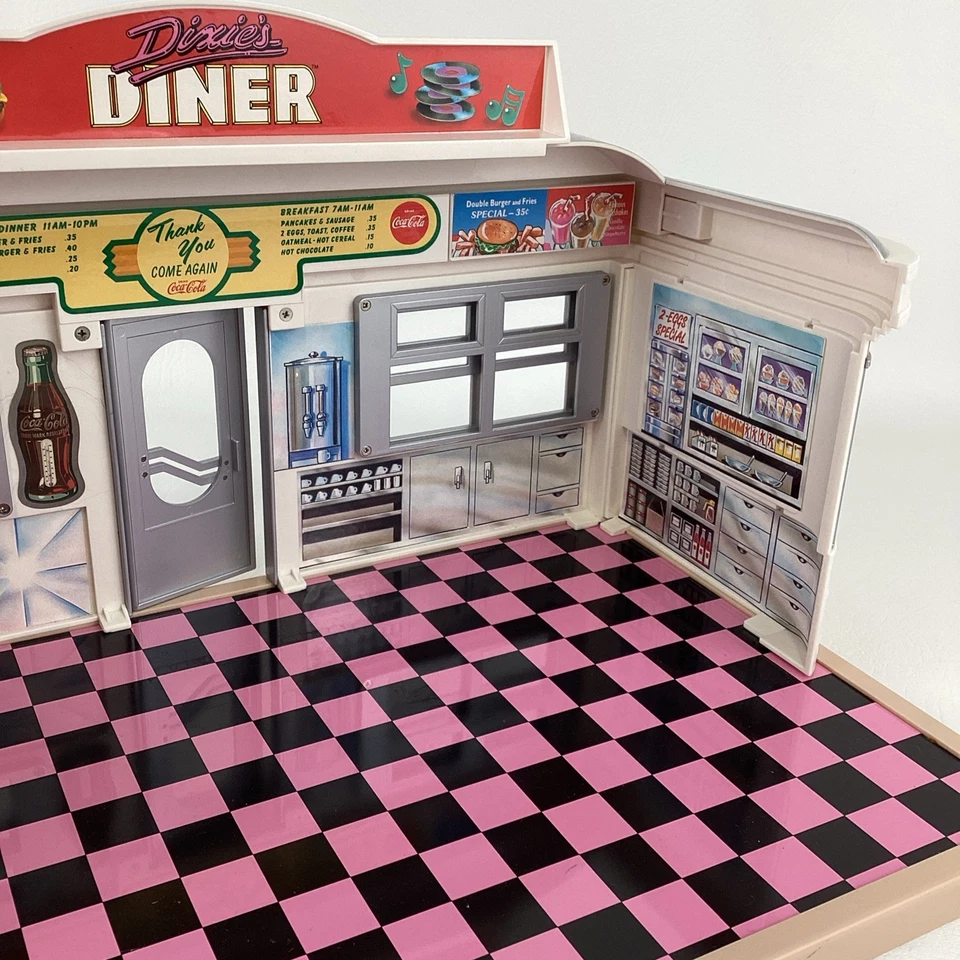 Dixie's Diner Drive In Playset Mini Boneca Moda Antiga Tyco Vintage Anos 80 1988 Brinquedo - Imagem 4 de 4