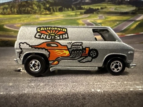 Hot Wheels Blackwall Chevy Van California Cruisin - Vintage Original Model