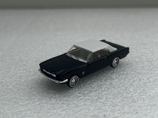Busch 47501 Ford Mustang Cabrio Schwarz Verdeck Weiß Muscle US Car Oldtimer 1:87