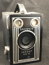 BROWNIE TARGET SIX-16 BOX CAMERA ART DECO EASTMAN KODAK CO VINTAGE UNTESTED 40's