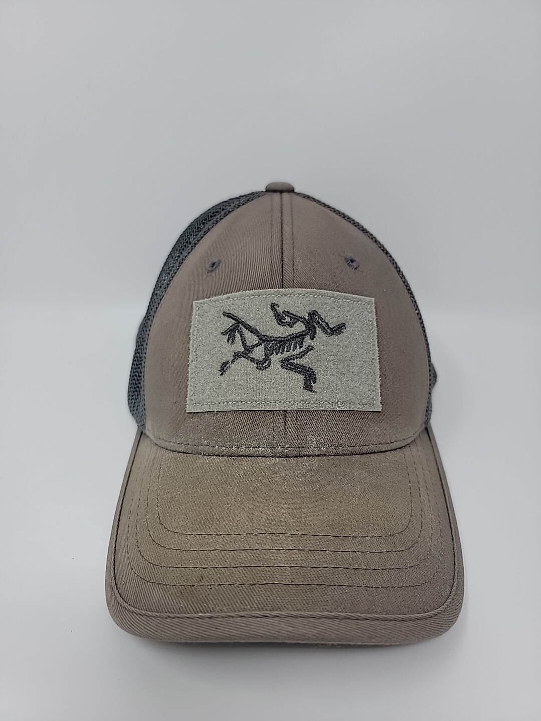 Arc’teryx Gray Leaf BAC FLEXFIT Hat One Size Fit All Hook & Loop Dead Bird Logo