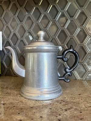 RWP Wilton Armetale Pewter 6 Cup Black Handle COFFEE POT Tea pot 8'' Tankard