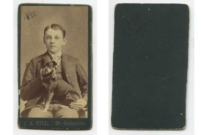 1890 CDV YOUNG MAN, HARRY RANDALL, + HIS DOG, PORTRAIT BY HILL, ST. CATHERINES