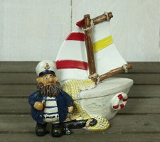Kleine maritime Dose Segelboot mit Kapit&auml;n Schiff Geldgeschenk Figur (1)