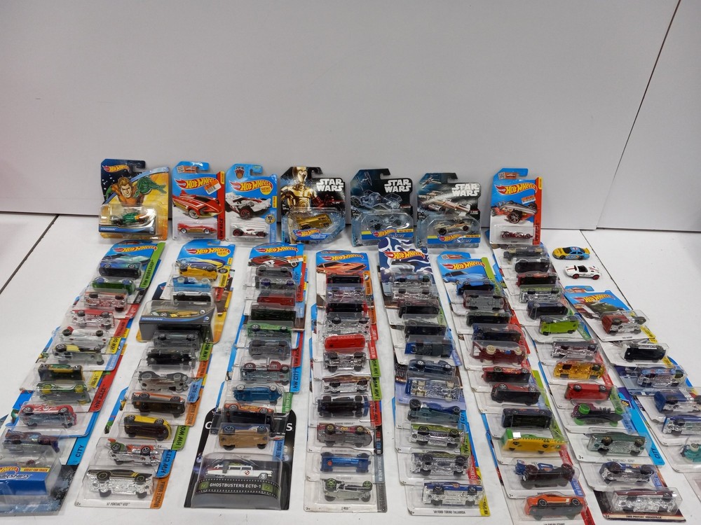 Large Lot of Vintage Hot Wheels Cars