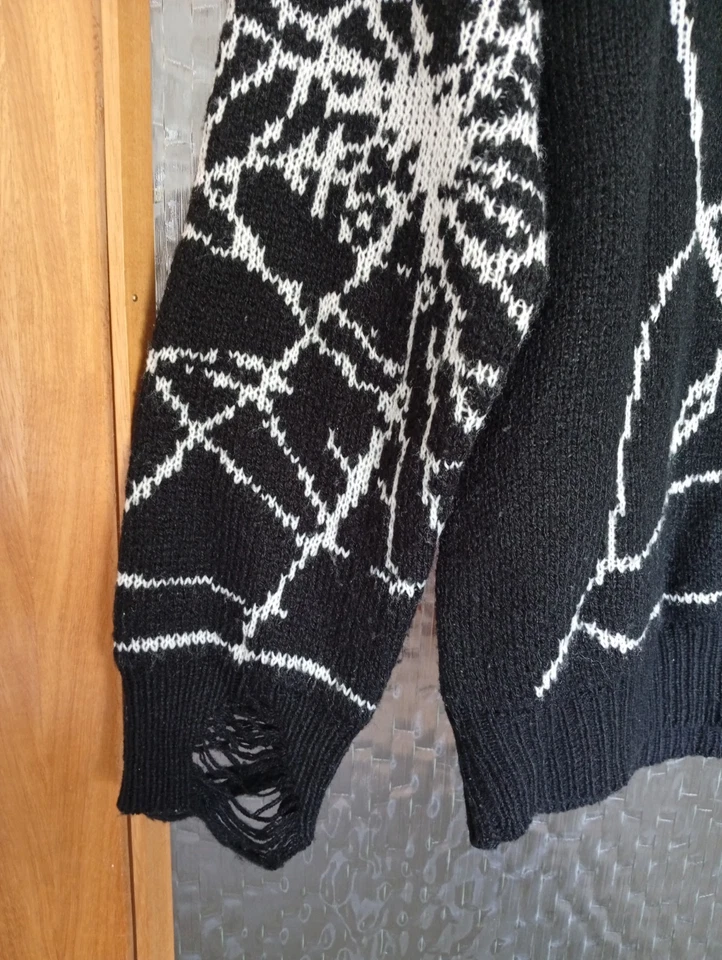 Pullover Shein Gr.M 38 Schwarz/Weiß... Halloween Spinnennetz - Bild 4 von 4