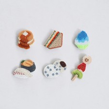 MIYUKI FACTORY Harapeko Brooch Kit 02 6 Designs 23504