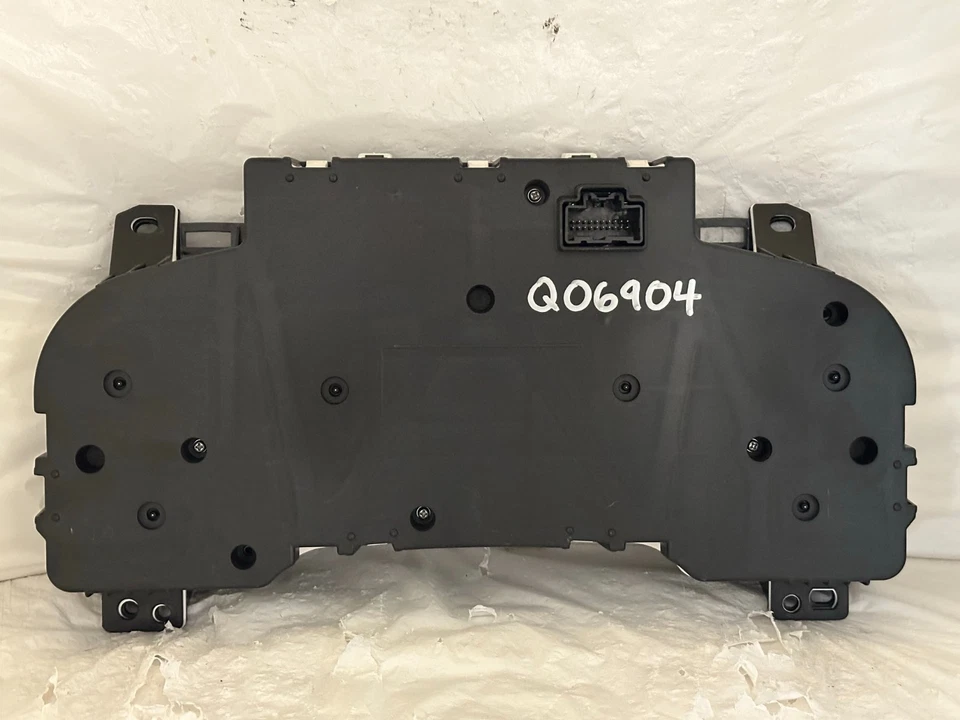 Speedometer Instrument Cluster 2007 GMC Yukon Denali & XL 1500 199,663 Miles - Image 2 of 3