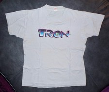 Vintage 1981 TRON CAST & CREW T-SHIRT from Disney Producer 1982 M, MEDIUM Scarce