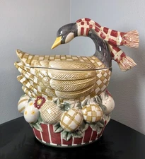 Goose Cookie Jar Sakura Debbie Mumm 12 Days of Christmas Centerpiece 12”