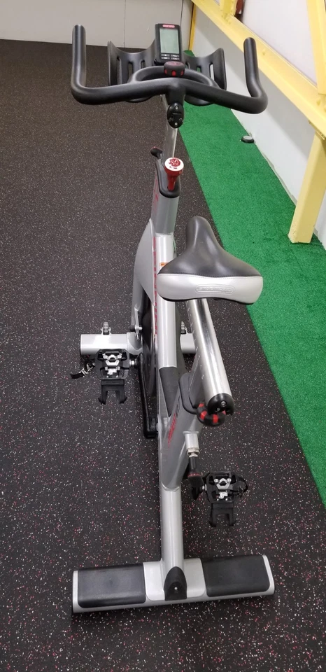Bicicleta de Spinning Star Trac Spinner NXT, ligeramente usada pocas horas limpia excelente estado Foto 2 de 4