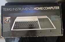 Texas Instruments TI-99/4A Computer Console