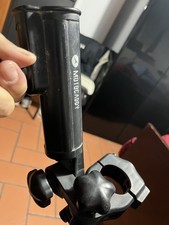 porta ombrello Motocaddy adatto per carrello elettrico