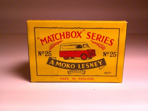 Matchbox Lesney 25a Dunlop van , mint in box - Picture 2 of 18