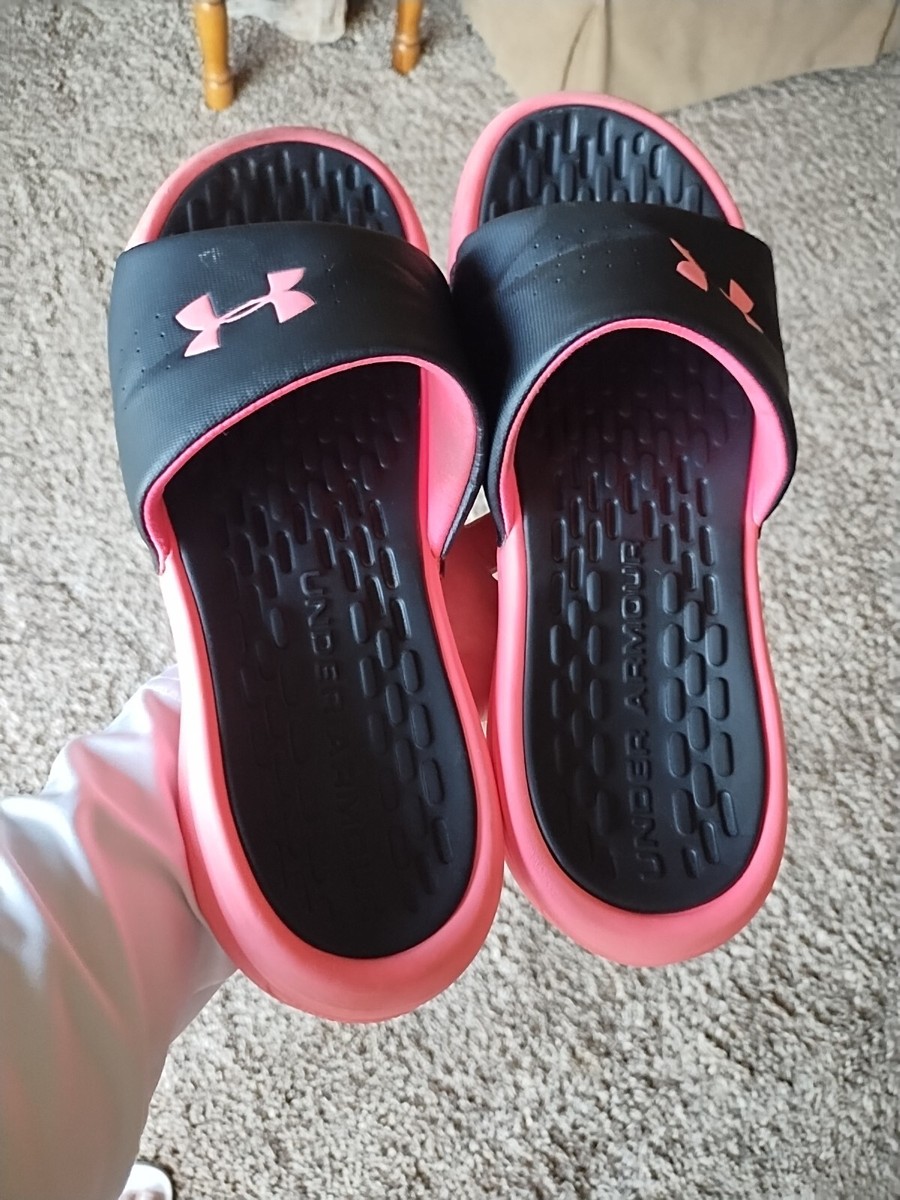 NWOT Under Armour Slide Pn Sandals Amazon.com | Under Armour boys Locker Slide Sandal, Mod Gray  main image 4