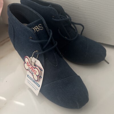 shoes women Sketchers Bobs Size 8 New Without A Box Never Used With Heels.