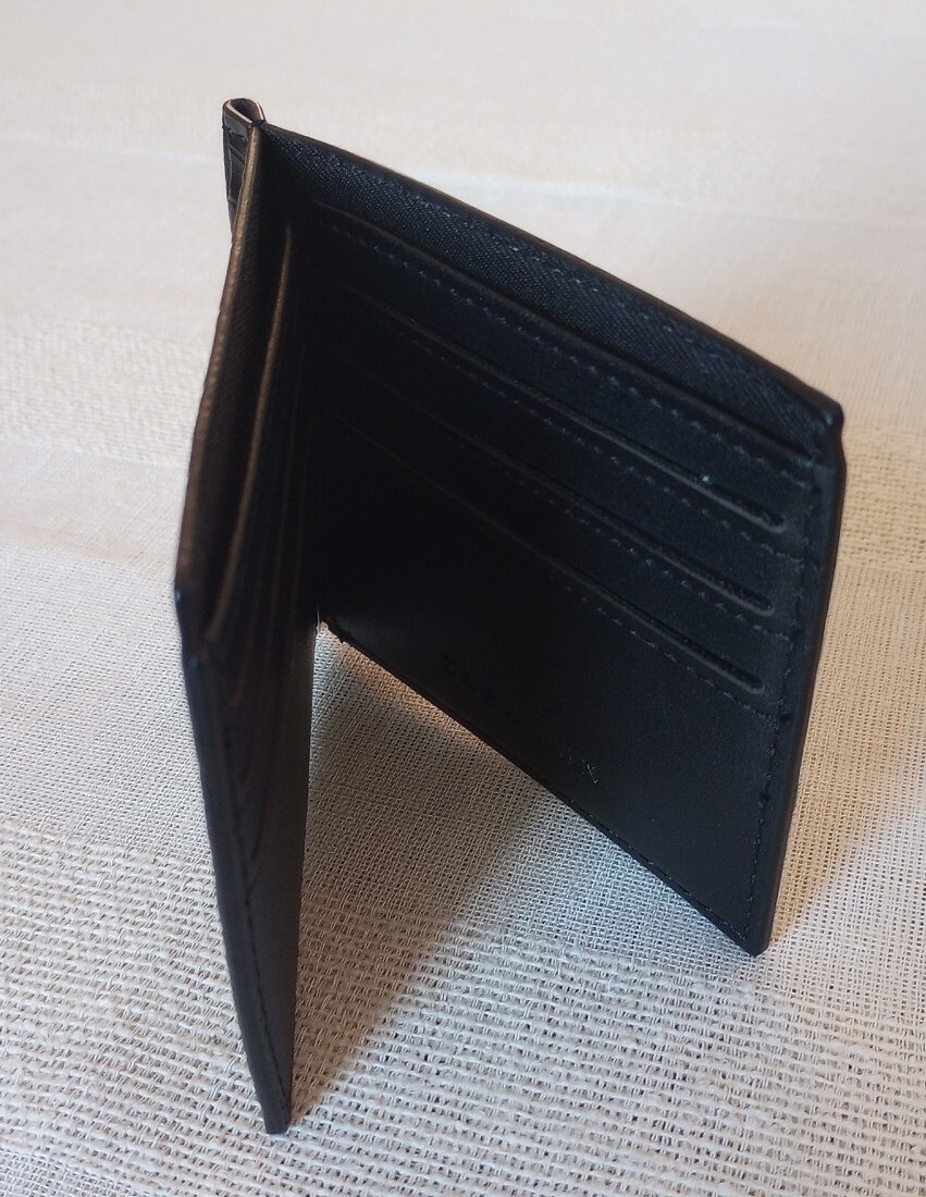 3/C FOLD WALLET BLACK ② 200166-BL_-_closed_-_front.jpg