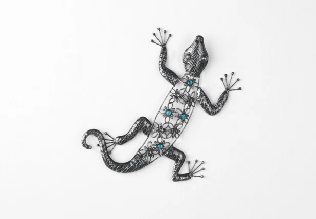 MARKENLOS Schöner Deko Gecko Eidechse Salamander Wandhänger Wanddekoration Metall Silber