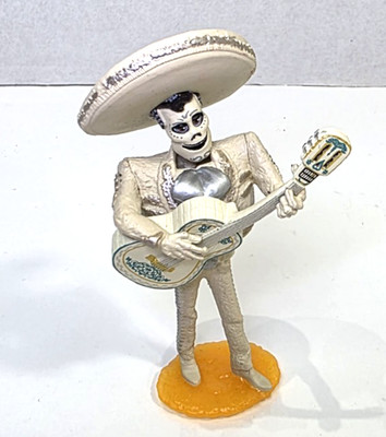 Disney Pixar Movie Coco Ernesto De La Cruz Guitar Cake Topper Deluxe Figure Toy